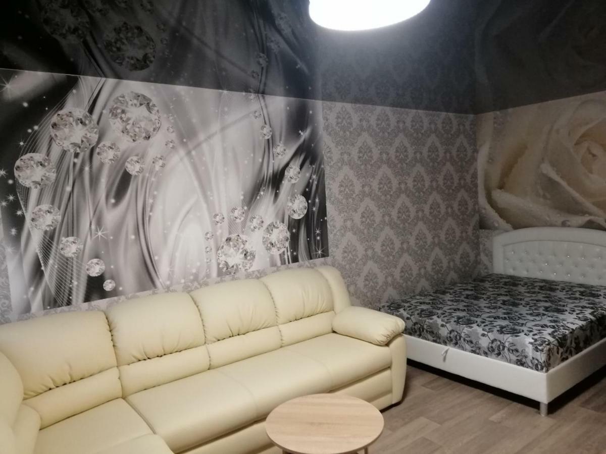 Apartment - Pervaya Liteinaya 2 Zaporizhia Exterior foto